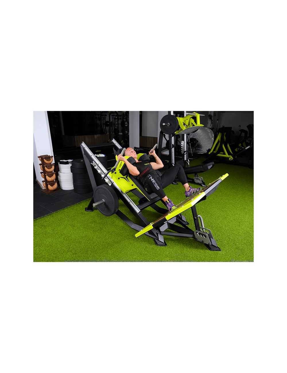 Sumo hack squat THD – view 3